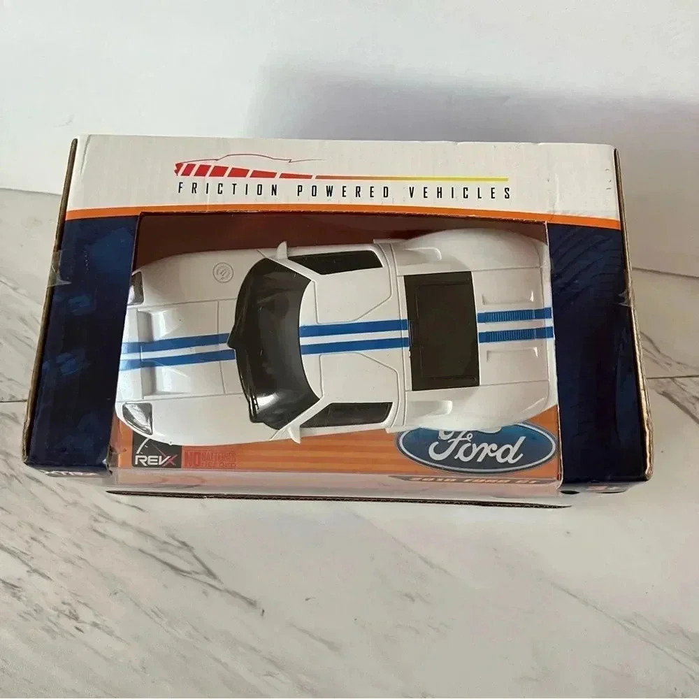 XTR 2010 Ford GT Rev Roller Friction Toy Vehicle Car White/Blue Stripes - Picture 4 of 10